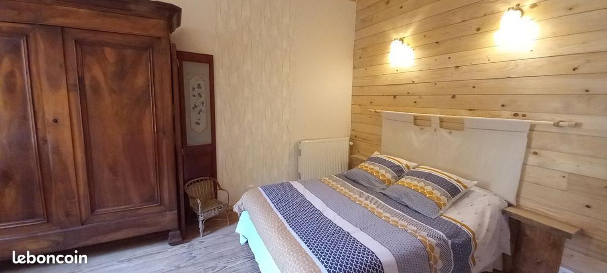 Appartement De Charme Dans Une Maison Isolee Presilly  Exteriér fotografie
